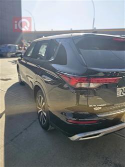 ميتسوبيشي اوتلاندر